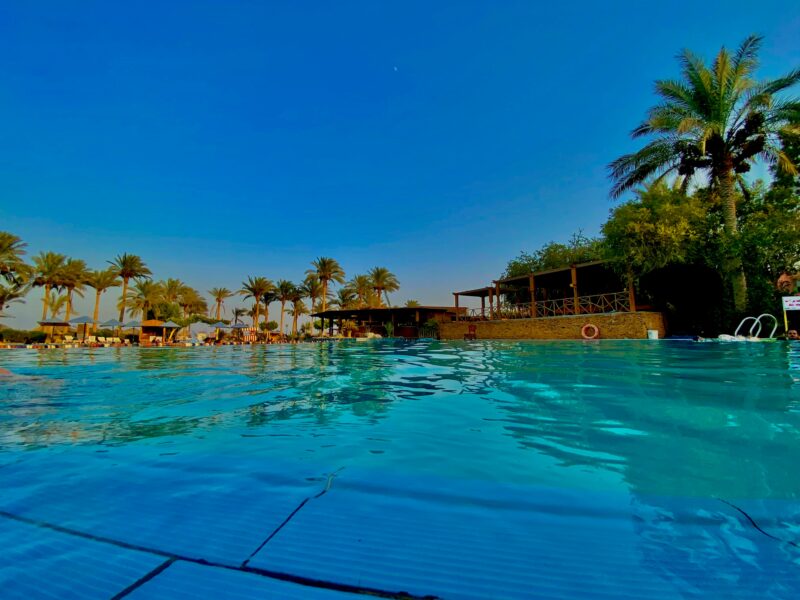 Resortní bazén v Egyptě – ilustrační fotografie k Sharm El Sheikh